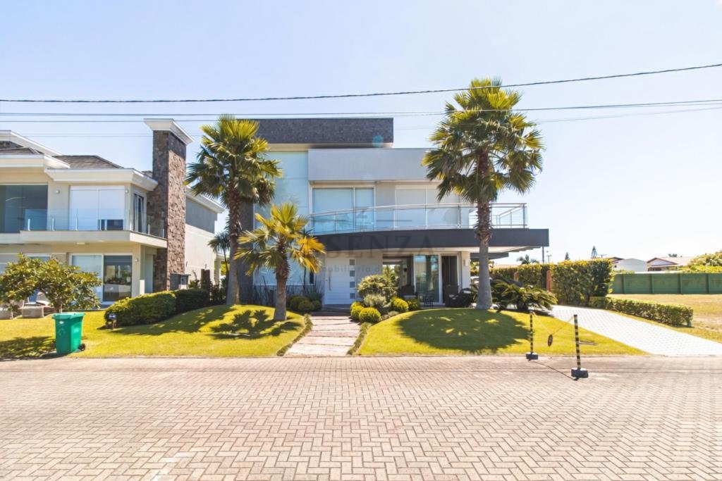 Casa condomínio Ocean Side